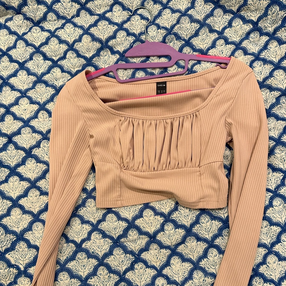 shein peach/pink long sleeve ruched crop top